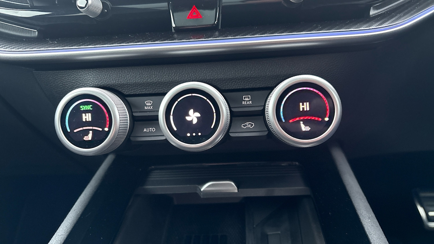 Used Skoda Superb 2025 for sale - 76957336: Photo 13