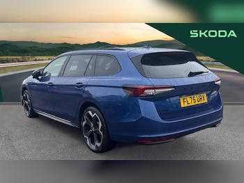 Used Skoda Superb 2025 for sale - 76957336: Photo