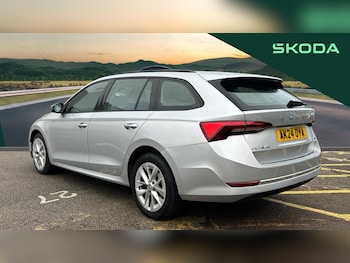 Used Skoda Octavia 2024 for sale - 76979339: Photo