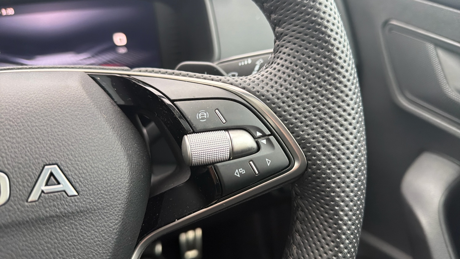 Used Skoda Karoq 2025 for sale - 76532568: Photo 18