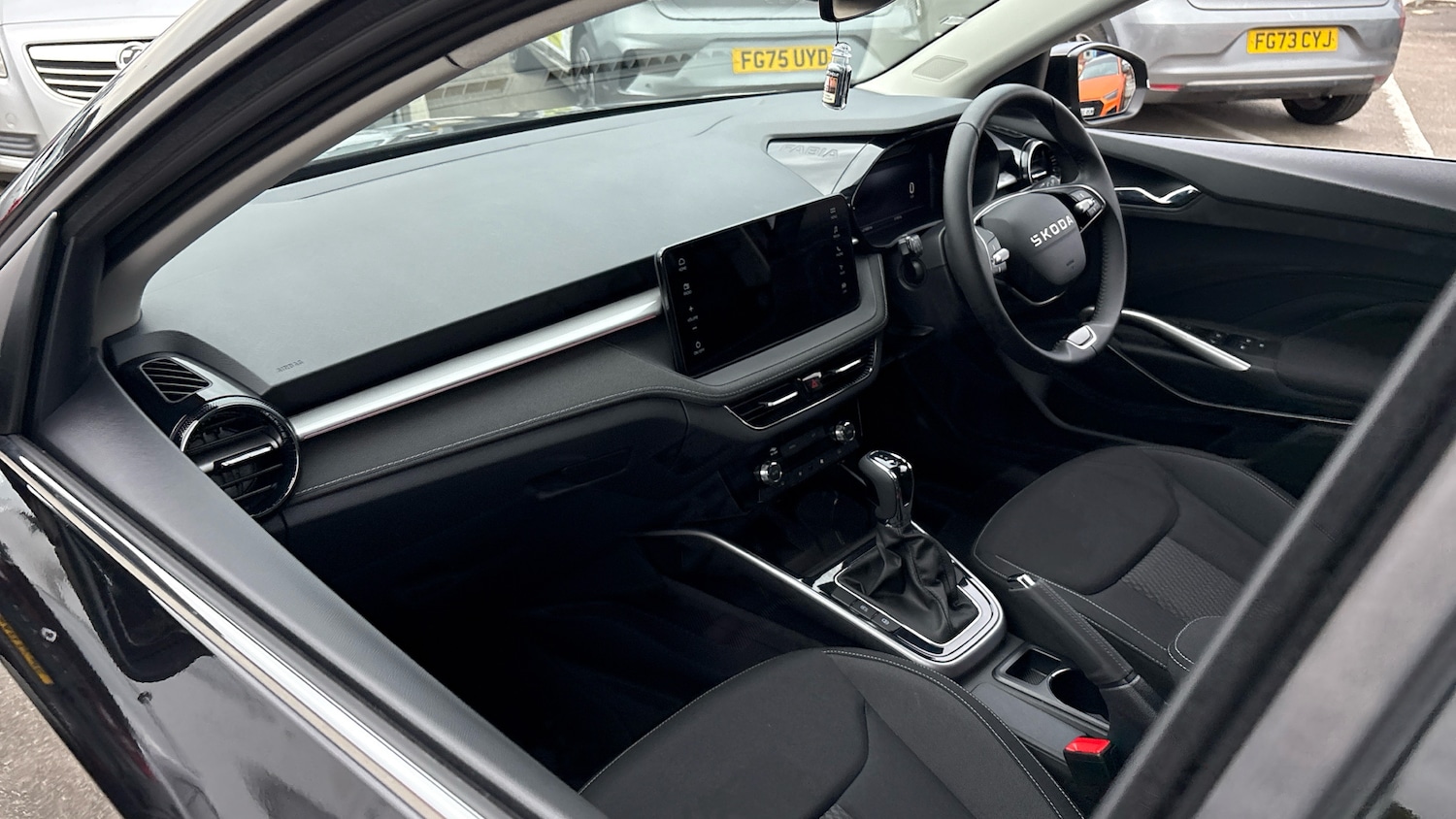 Used Skoda Fabia 2025 for sale - 76183175: Photo 2