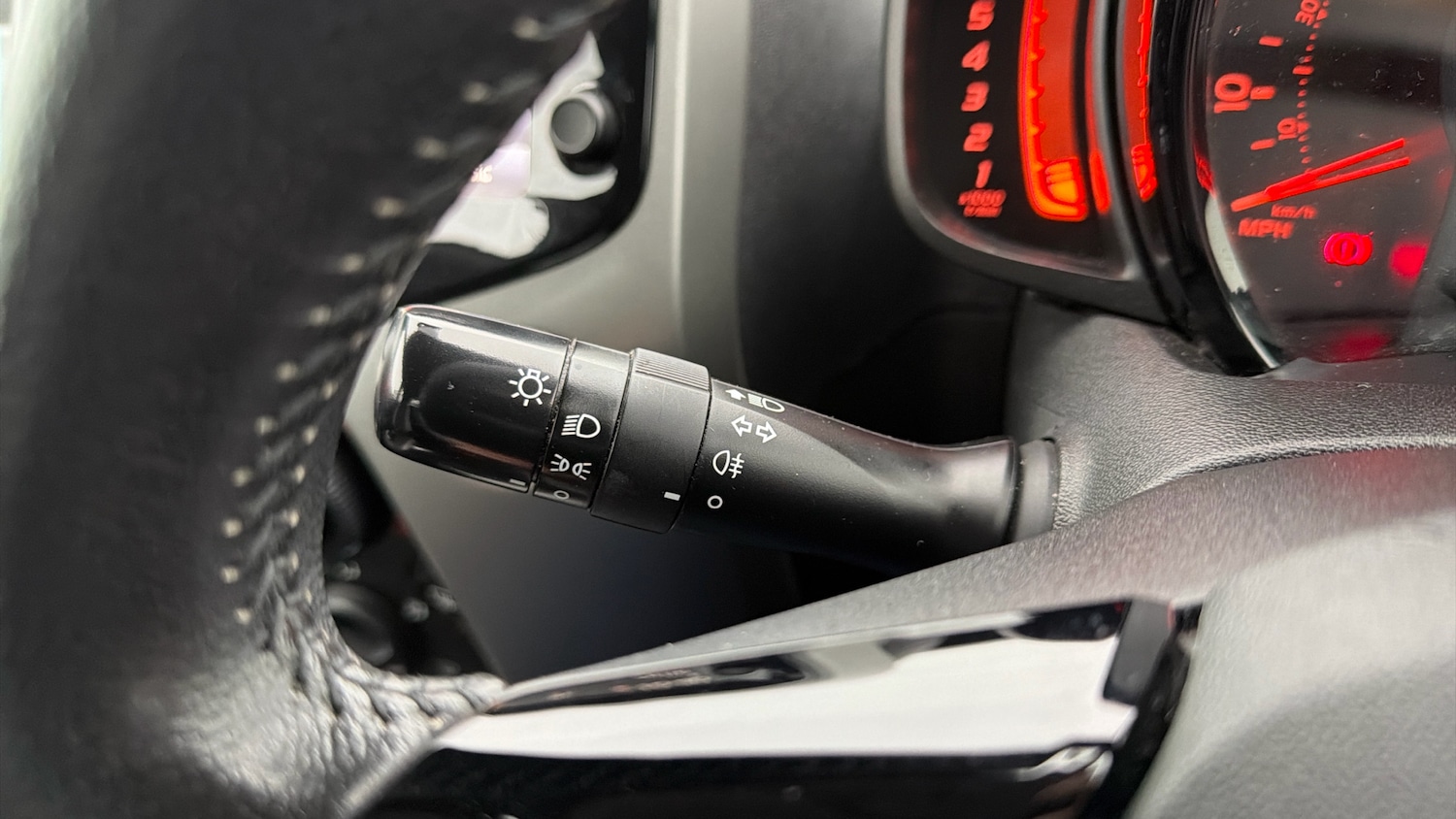 Used Toyota AYGO 2016 for sale - 77077232: Photo 21