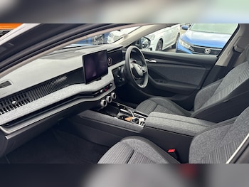 Used Skoda Superb 2024 for sale - 76518460: Photo