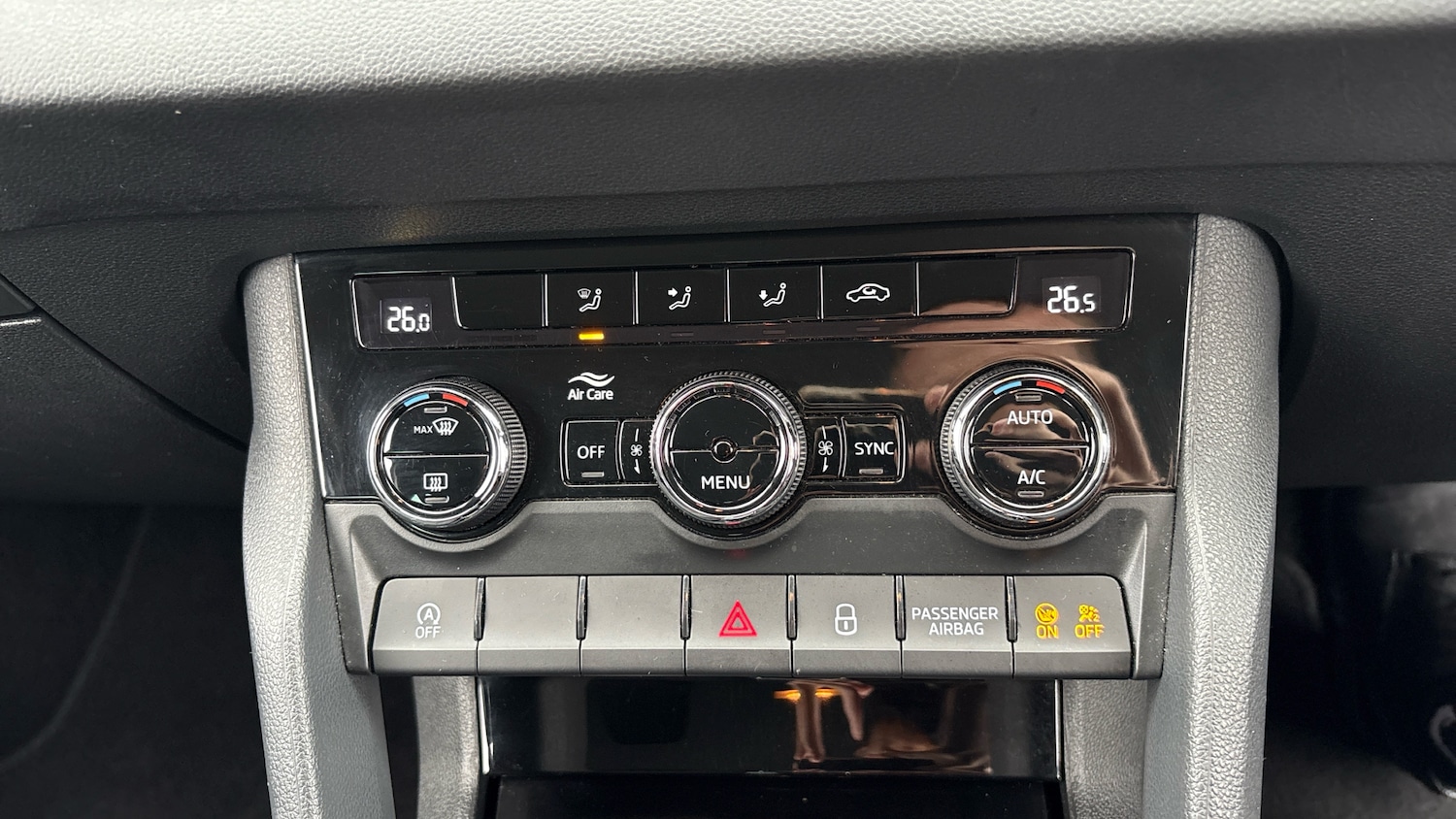 Used Skoda Karoq 2020 for sale - 76329932: Photo 13