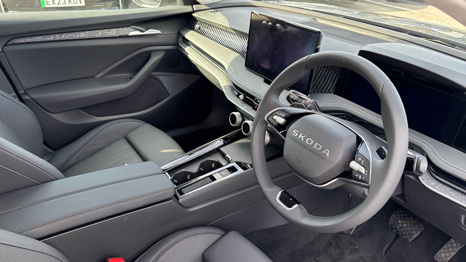 Used Skoda Superb 2025 for sale - 76120098: Photo 6