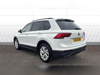 Used Volkswagen Tiguan 2021 for sale - 76452667: Photo