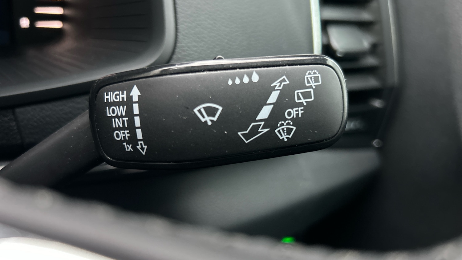 Used Skoda Karoq 2022 for sale - 77282945: Photo 21