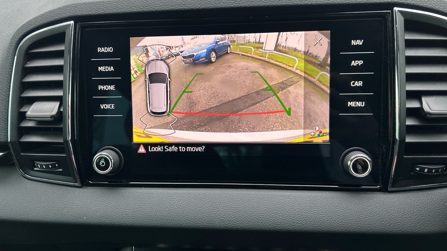 Used Skoda Karoq 2022 for sale - 77282945: Photo 26