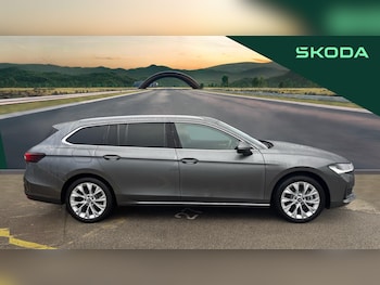 Used Skoda Superb 2025 for sale - 76836901: Photo