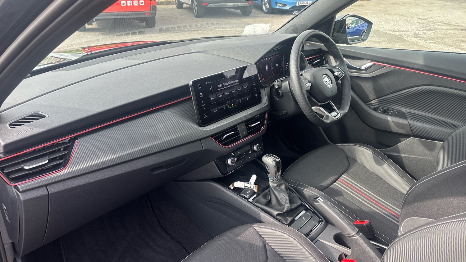 Used Skoda Kamiq 2024 for sale - 75950149: Photo 2