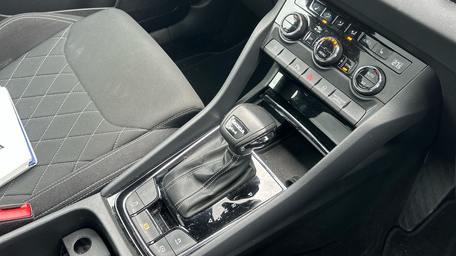 Used Skoda Karoq 2023 for sale - 77622321: Photo 14