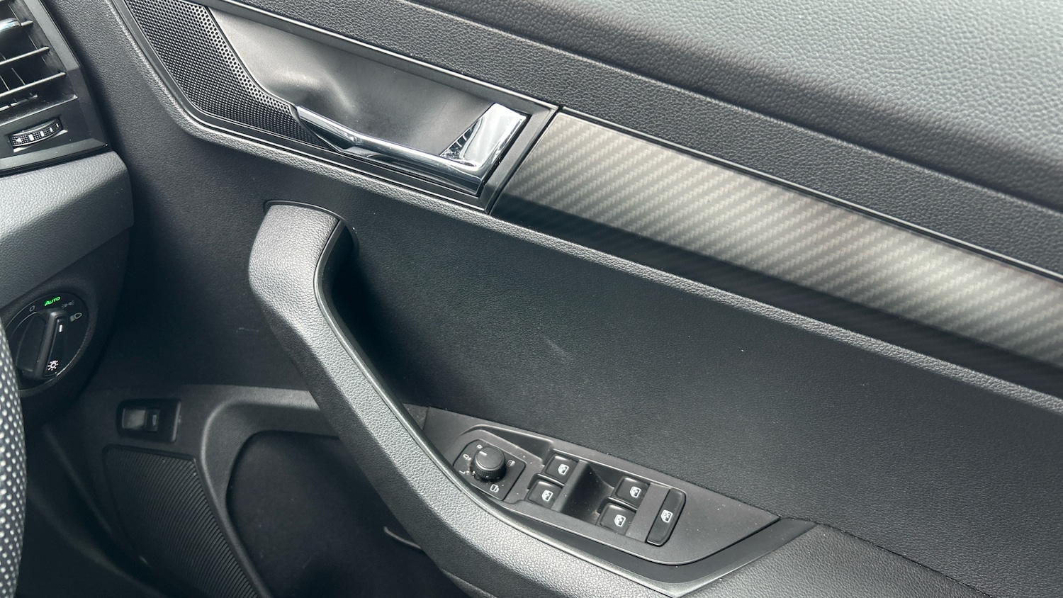 Used Skoda Karoq 2023 for sale - 77622321: Photo 19