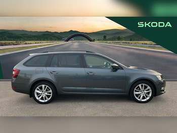 Used Skoda Octavia 2019 for sale - 76490459: Photo