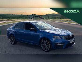 2019 (19) - 2.0 TSI 245 vRS 5dr DSG [Black Pack]