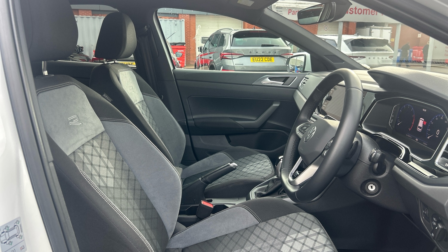 Used Volkswagen Polo 2023 for sale - 76449525: Photo 15