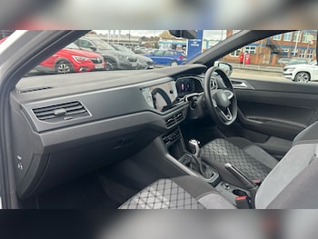 Used Volkswagen Polo 2023 for sale - 76449525: Photo