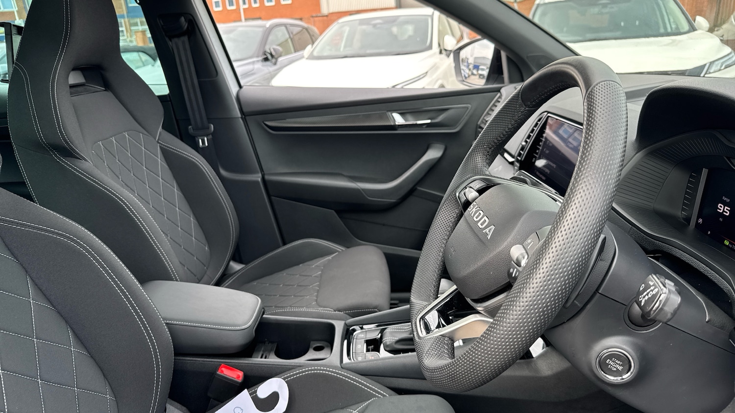 Used Skoda Karoq 2025 for sale - 78013795: Photo 15