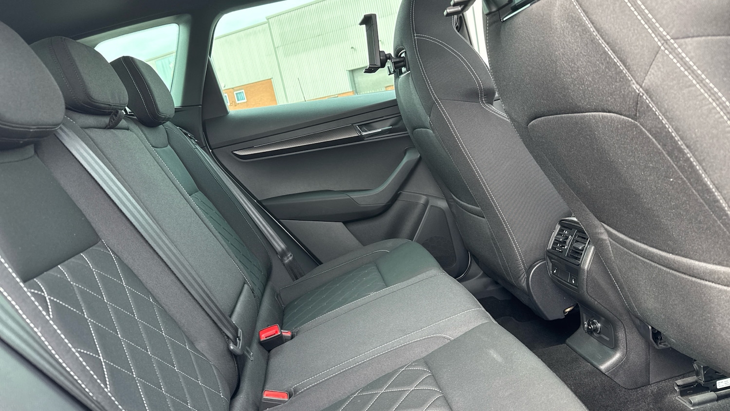 Used Skoda Karoq 2025 for sale - 78013795: Photo 16