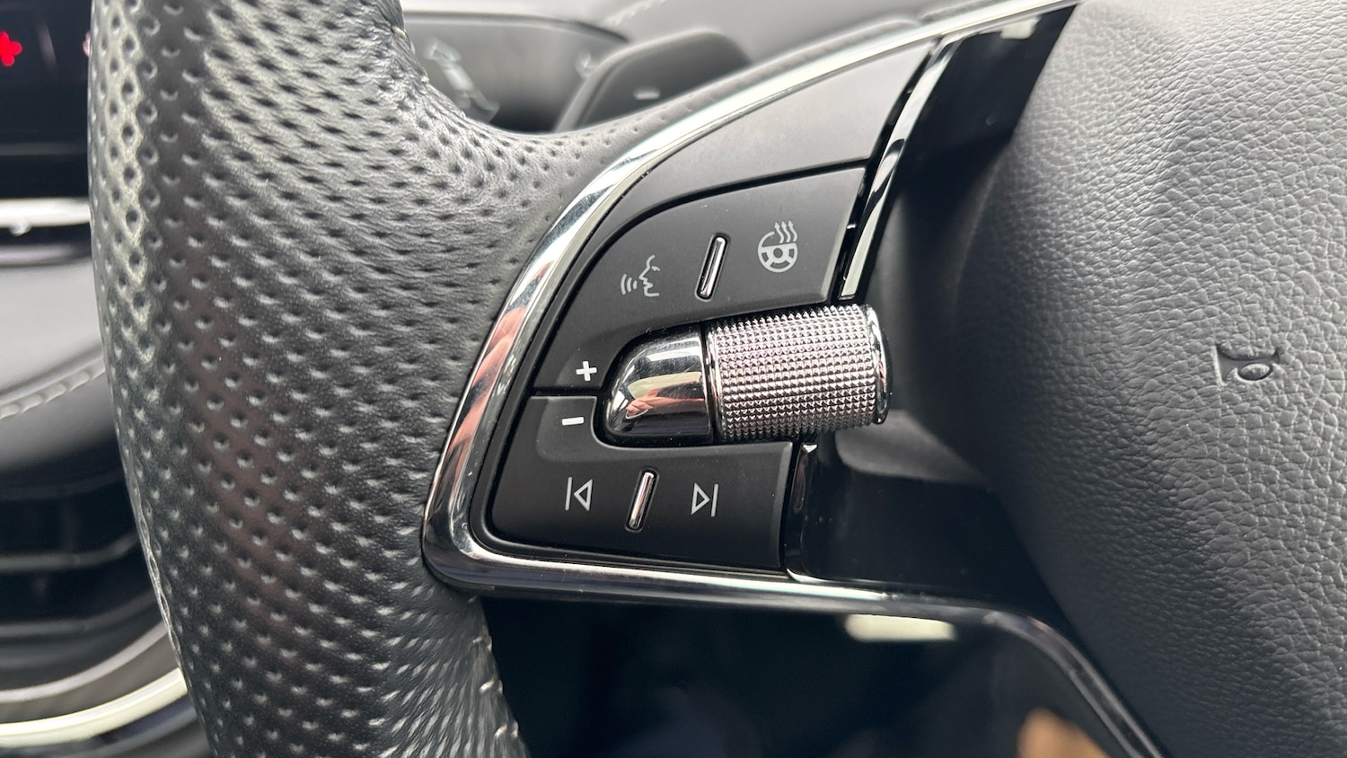 Used Skoda Enyaq 2023 for sale - 76404443: Photo 17