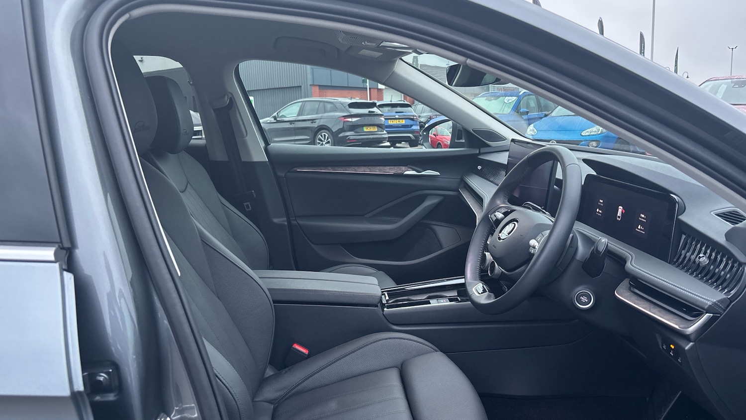 Used Skoda Superb 2024 for sale - 77247241: Photo 15