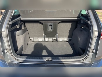 Used Skoda Karoq 2024 for sale - 76055897: Photo 4
