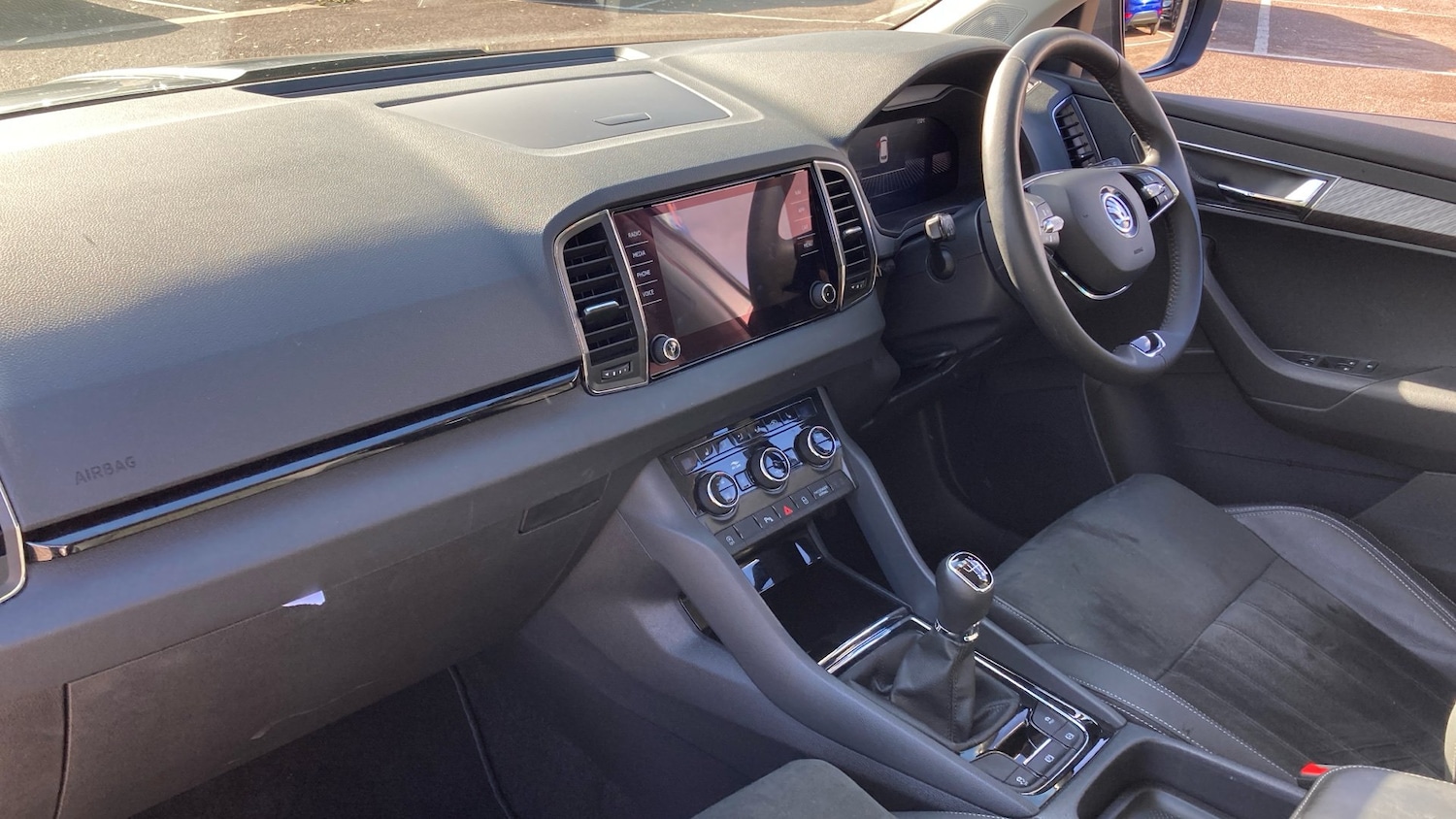 Used Skoda Karoq 2024 for sale - 76055897: Photo 9