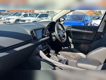 Used Skoda Karoq 2023 for sale - 77935102: Photo