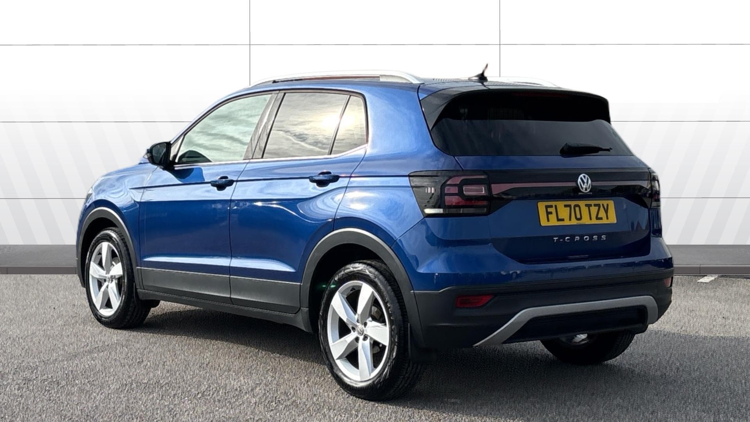 Used Volkswagen T-Cross 2020 for sale - 77931550: Photo 2