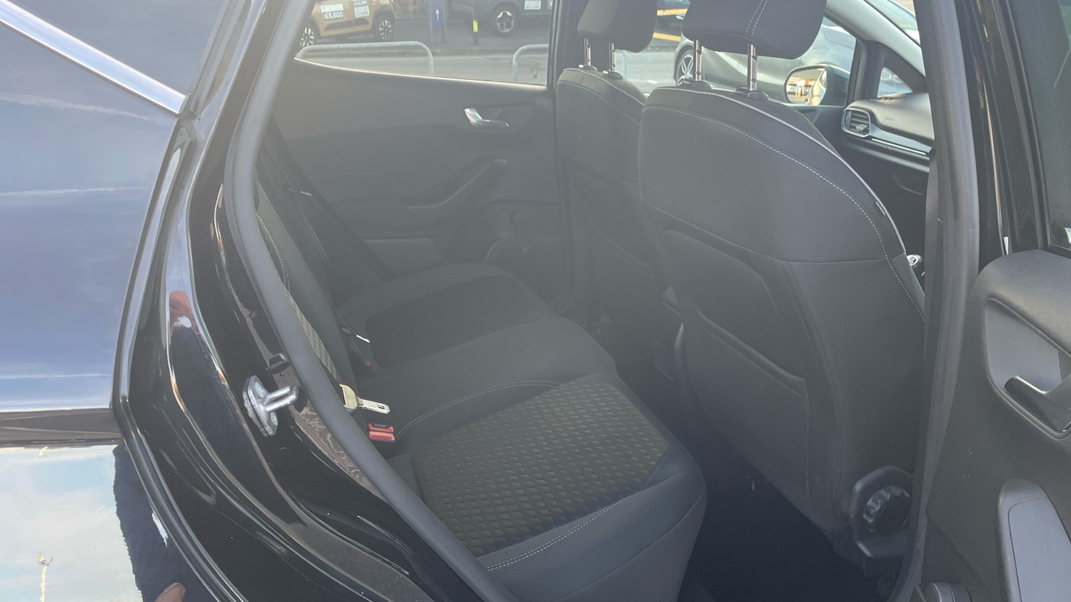 Used Ford Fiesta 2017 for sale - 76694739: Photo 16