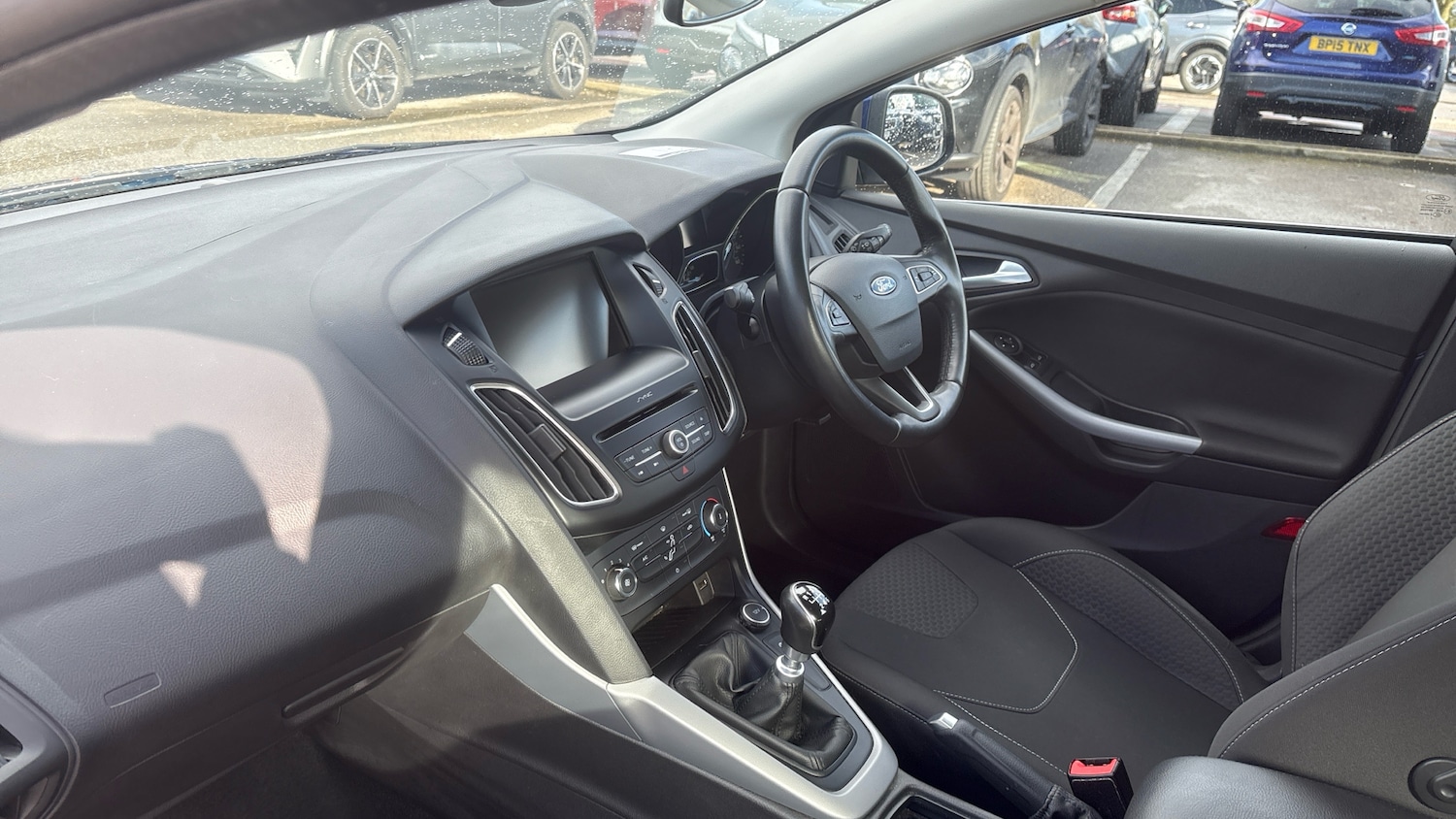 Used Ford Focus 2016 for sale - 78177394: Photo 2