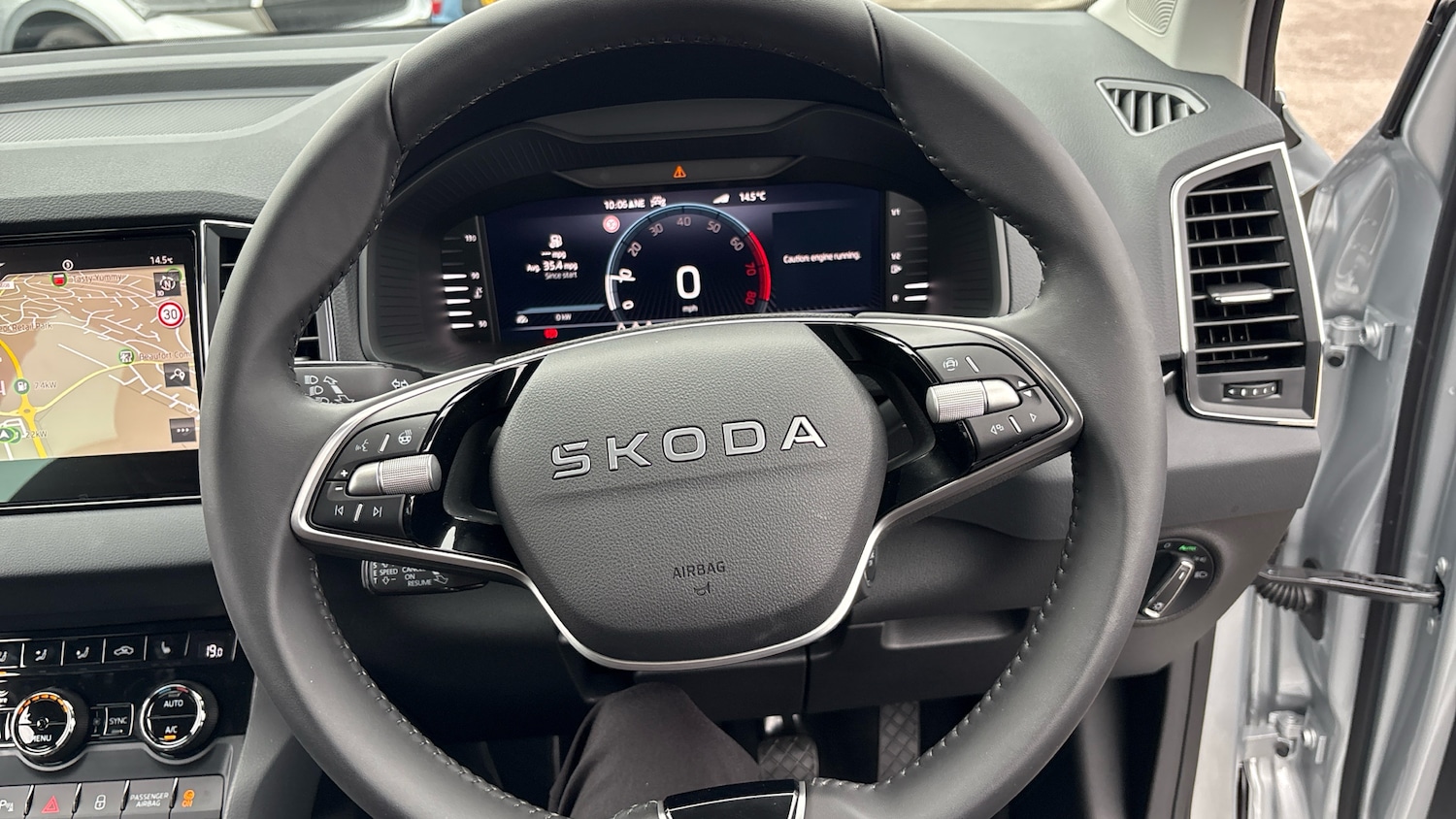 Used Skoda Karoq 2025 for sale - 76530896: Photo 10