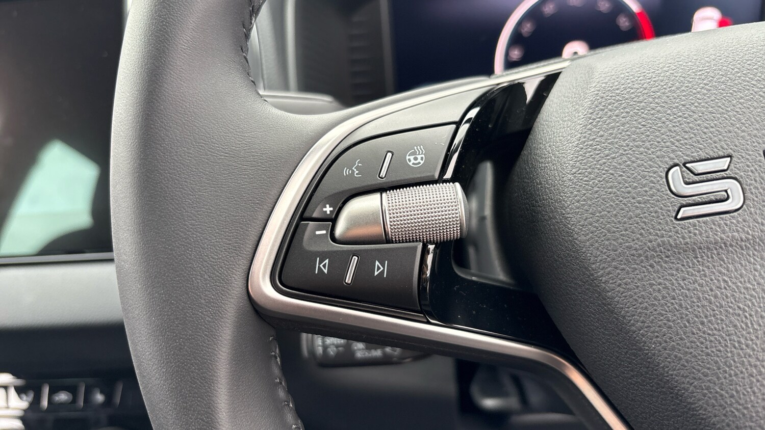 Used Skoda Karoq 2025 for sale - 76530896: Photo 17