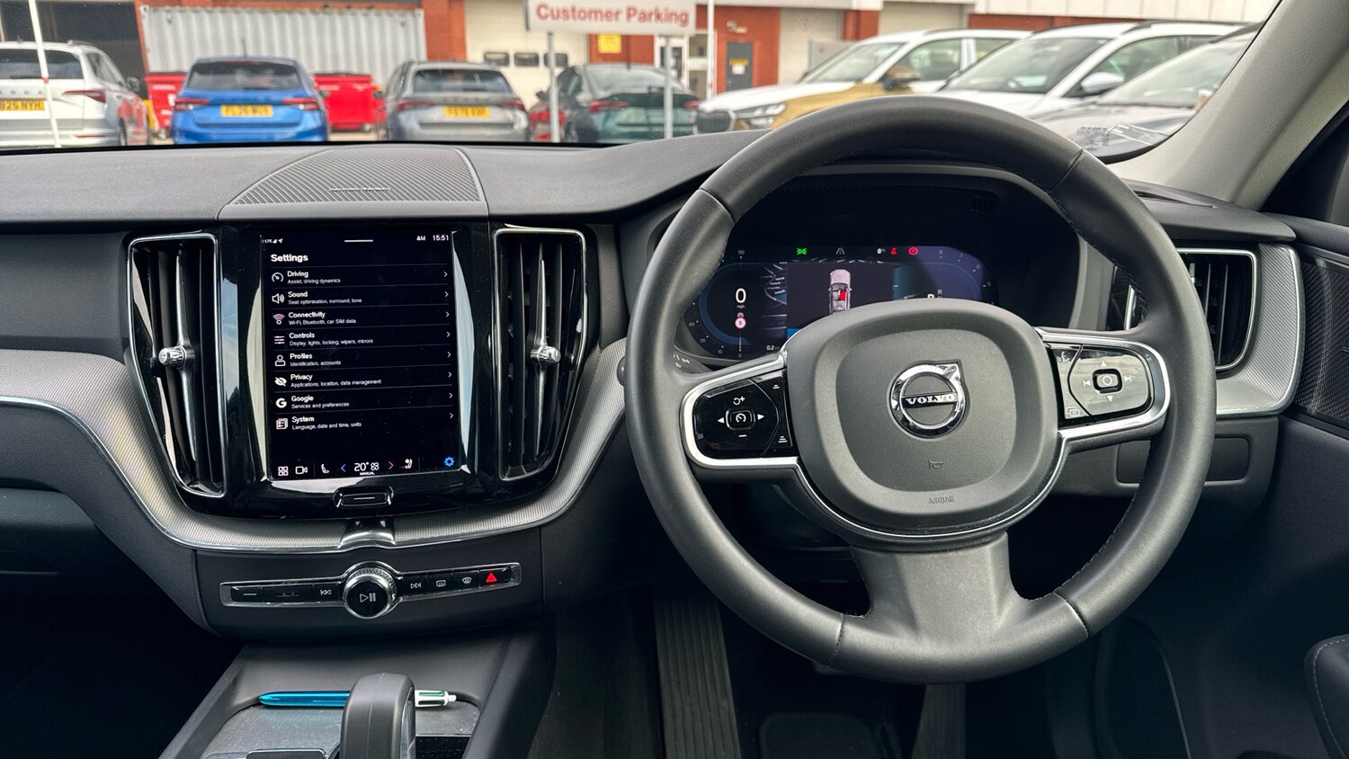 Used Volvo XC60 2023 for sale - 78161807: Photo 10