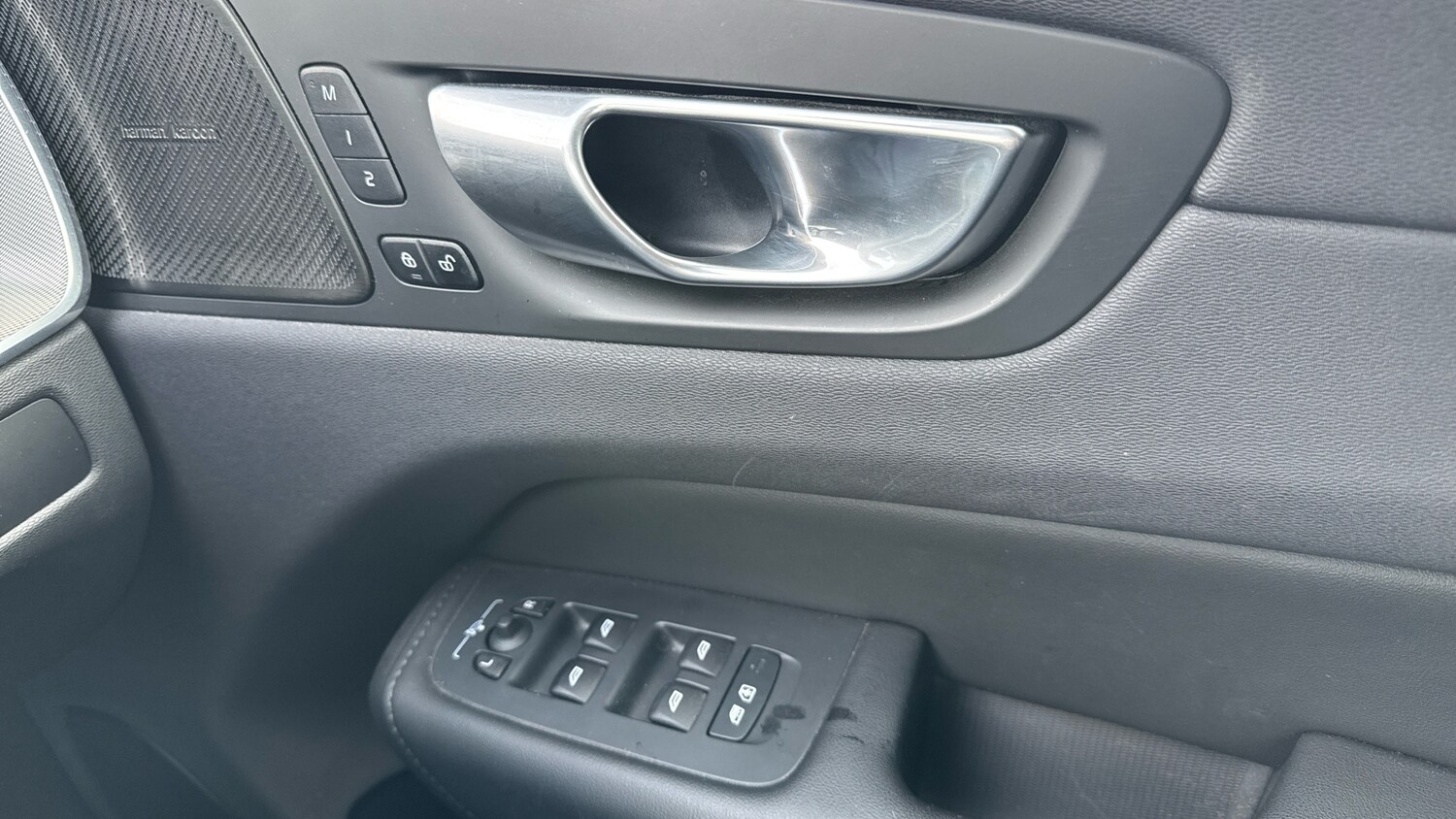 Used Volvo XC60 2023 for sale - 78161807: Photo 19