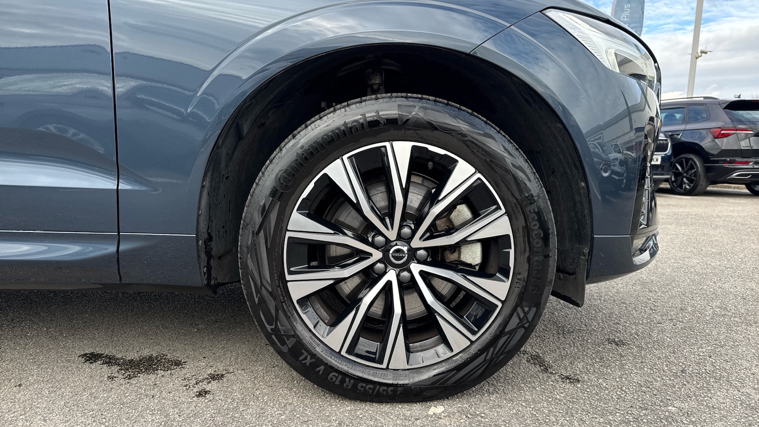 Used Volvo XC60 2023 for sale - 78161807: Photo 5