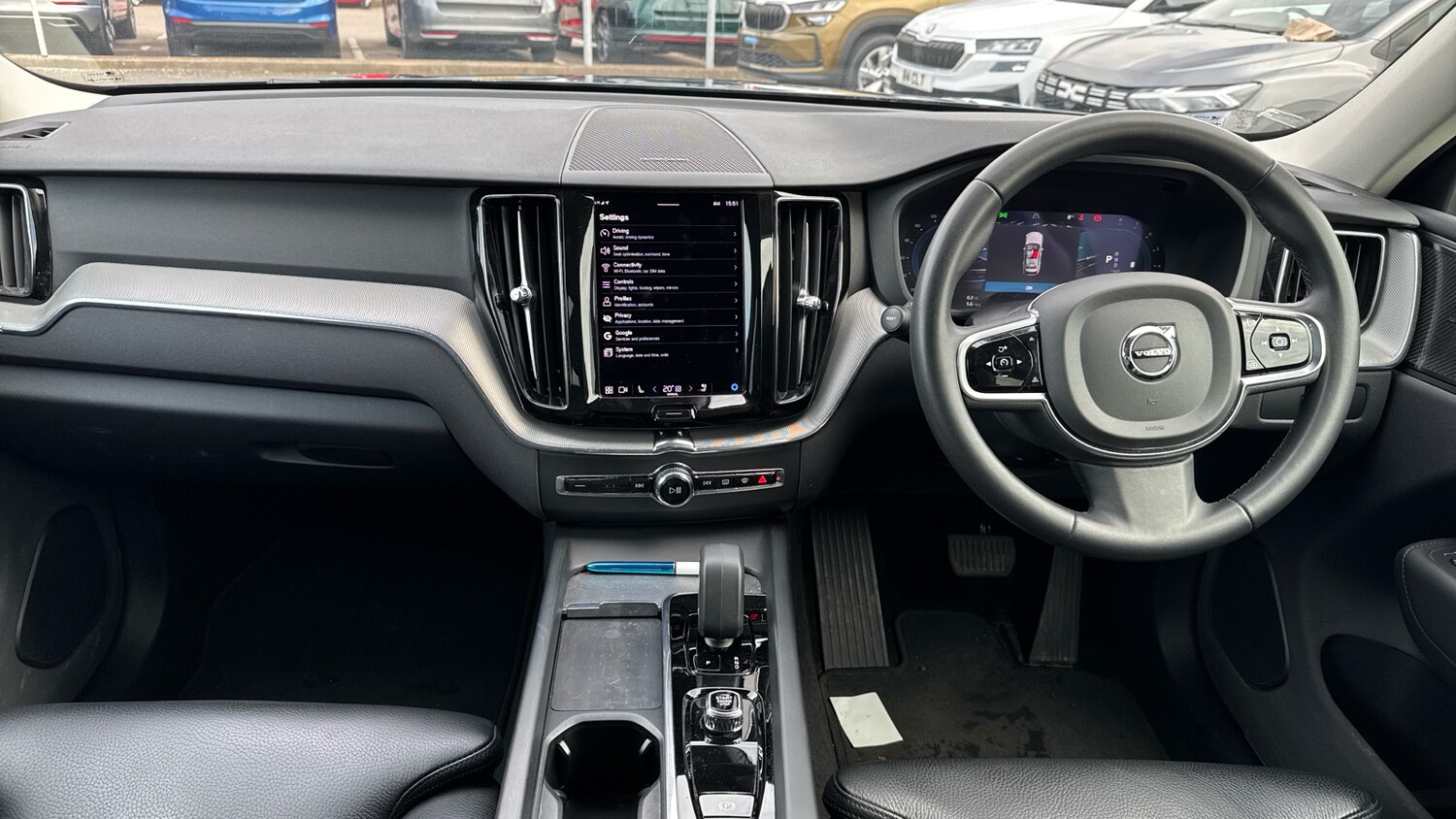 Used Volvo XC60 2023 for sale - 78161807: Photo 9