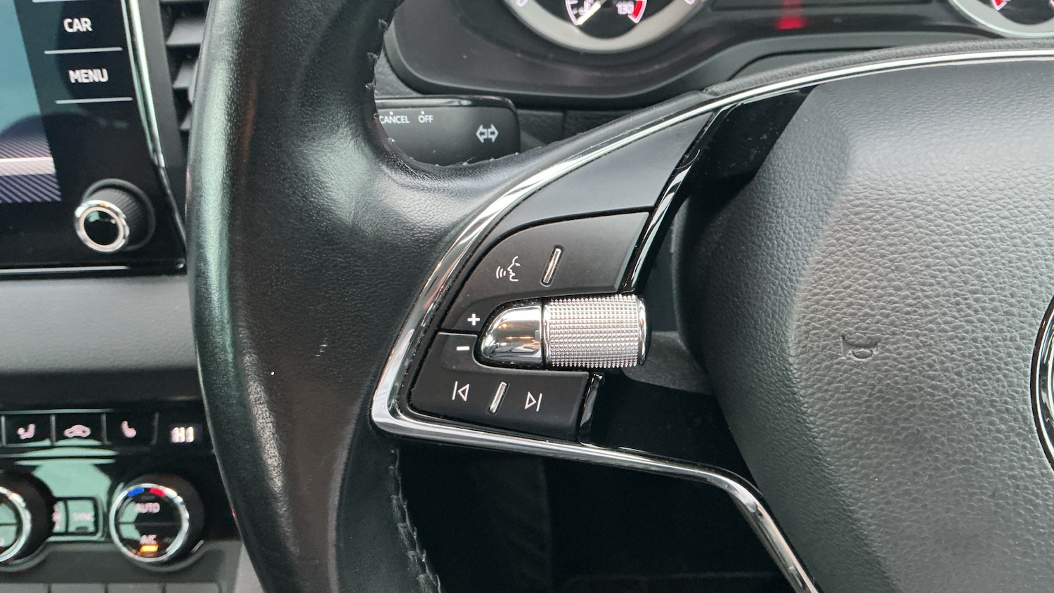 Used Skoda Karoq 2020 for sale - 76905974: Photo 17