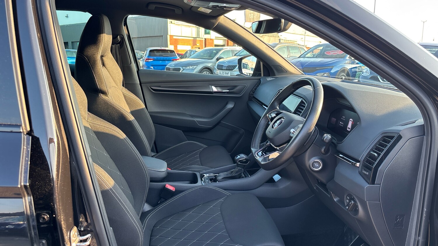 Used Skoda Karoq 2023 for sale - 77915855: Photo 15