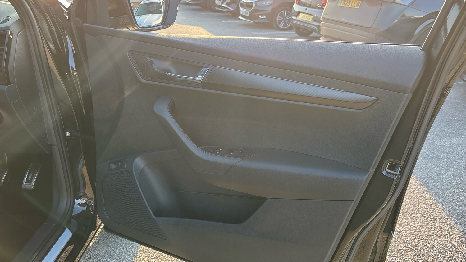 Used Skoda Karoq 2023 for sale - 77915855: Photo 19