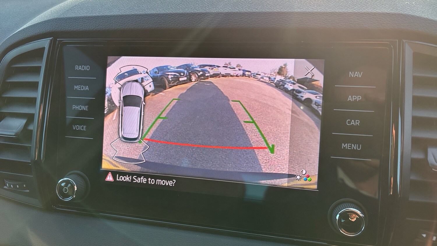 Used Skoda Karoq 2023 for sale - 77915855: Photo 25