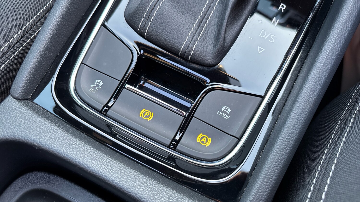 Used Skoda Karoq 2023 for sale - 77915855: Photo 26