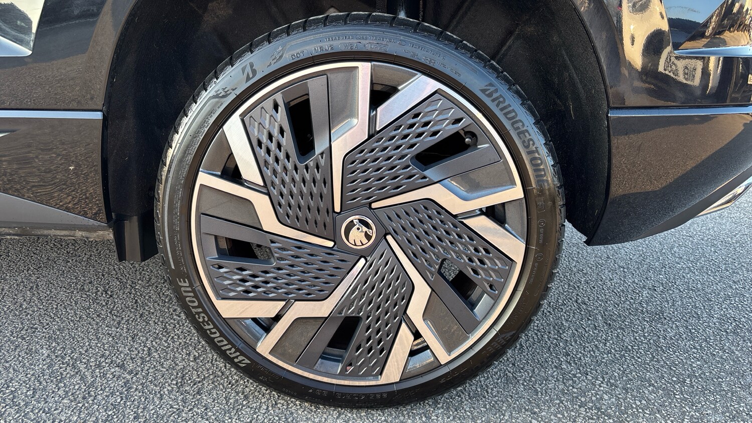 Used Skoda Karoq 2023 for sale - 77915855: Photo 31