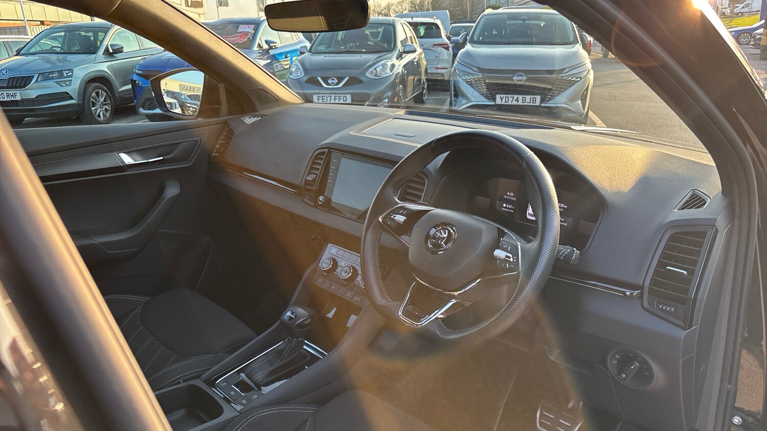 Used Skoda Karoq 2023 for sale - 77915855: Photo 6