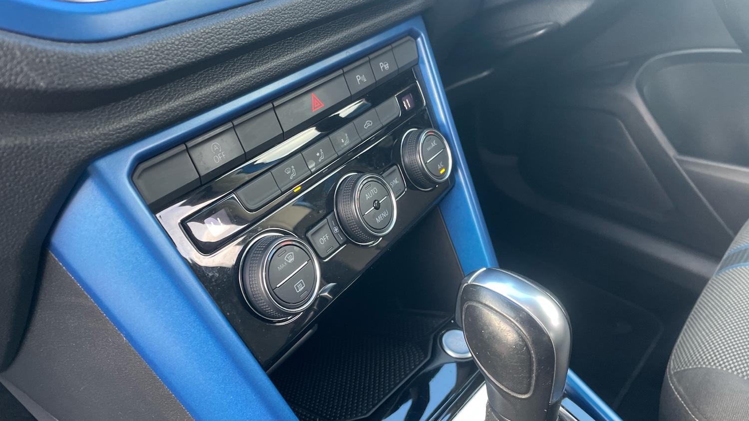 Used Volkswagen T-Roc 2020 for sale - 76693250: Photo 14