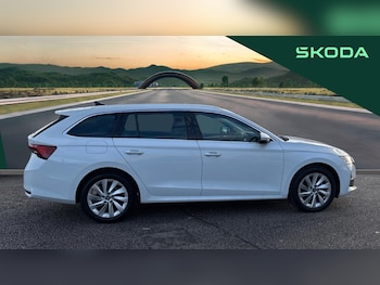 Used Skoda Octavia 2025 for sale - 76979306: Photo