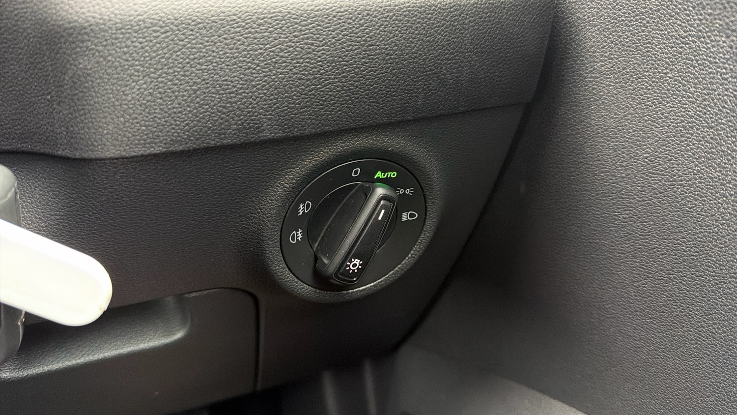 Used Skoda Karoq 2020 for sale - 76531329: Photo 22