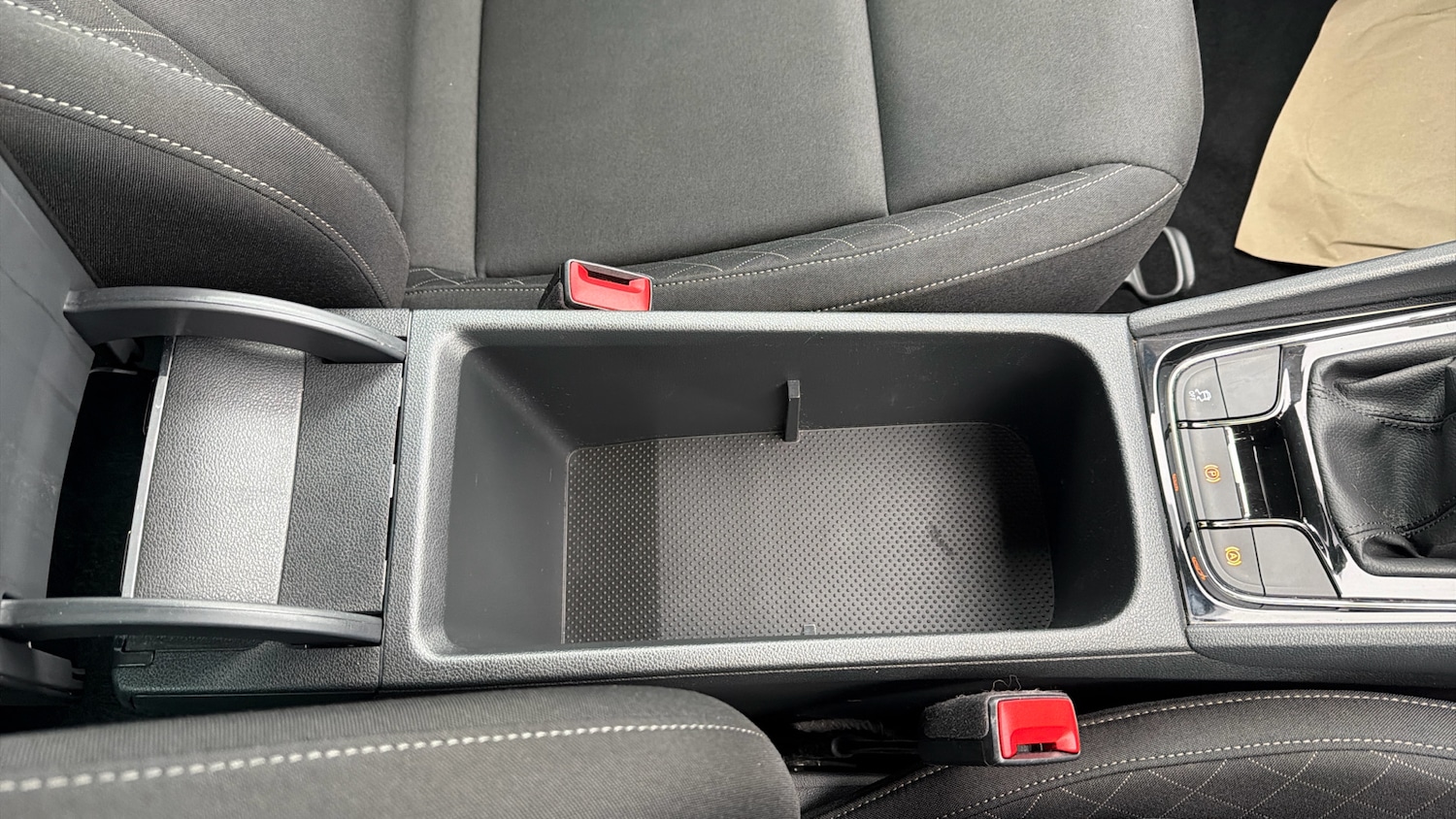 Used Skoda Karoq 2020 for sale - 76531329: Photo 24