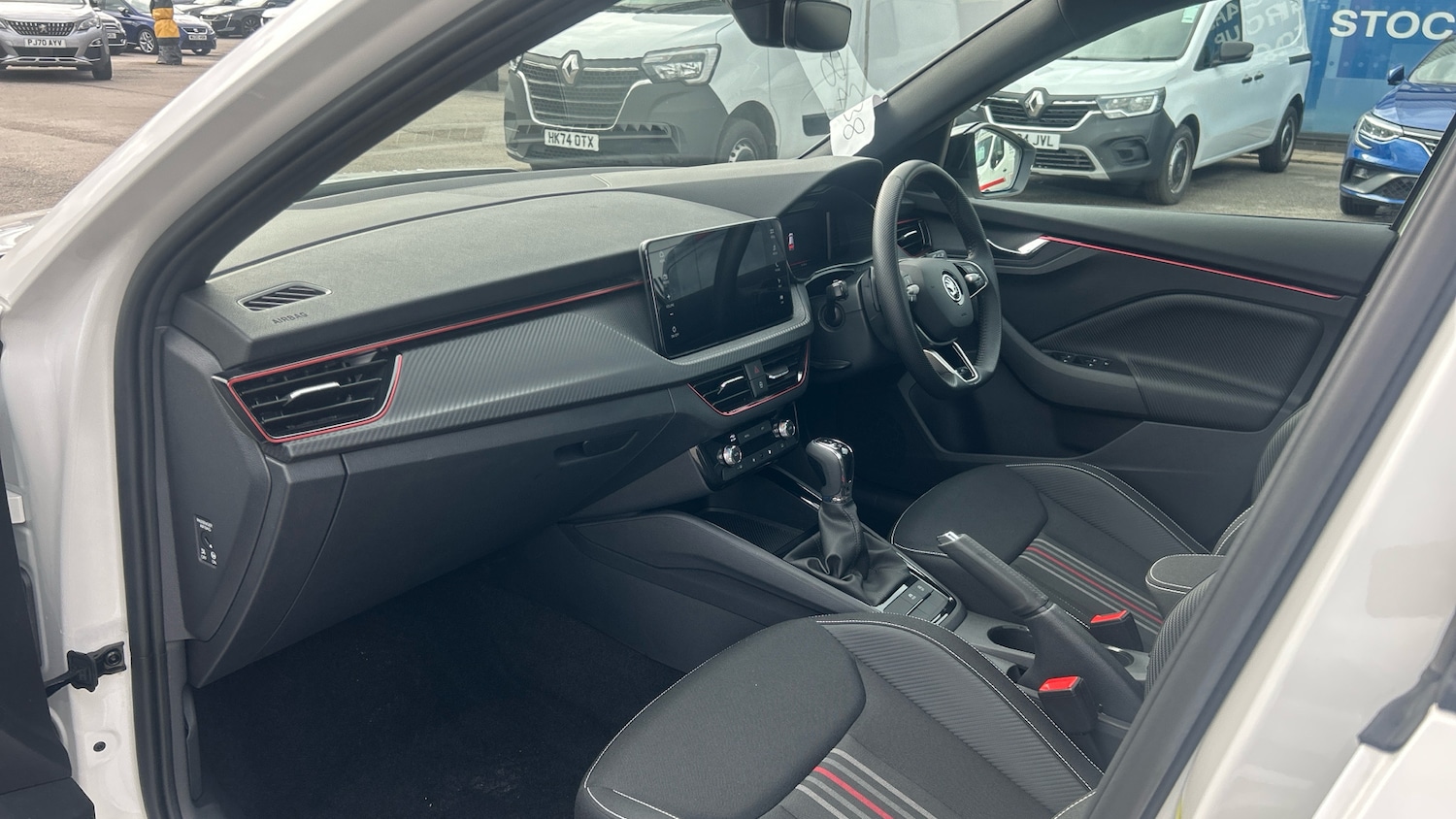 Used Skoda Kamiq 2024 for sale - 75985077: Photo 2