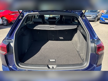 Used Volkswagen Golf 2023 for sale - 78540730: Photo
