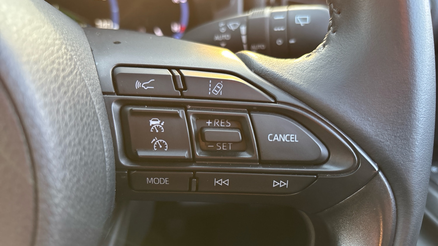 Used Toyota Yaris Cross 2024 for sale - 77902291: Photo 24